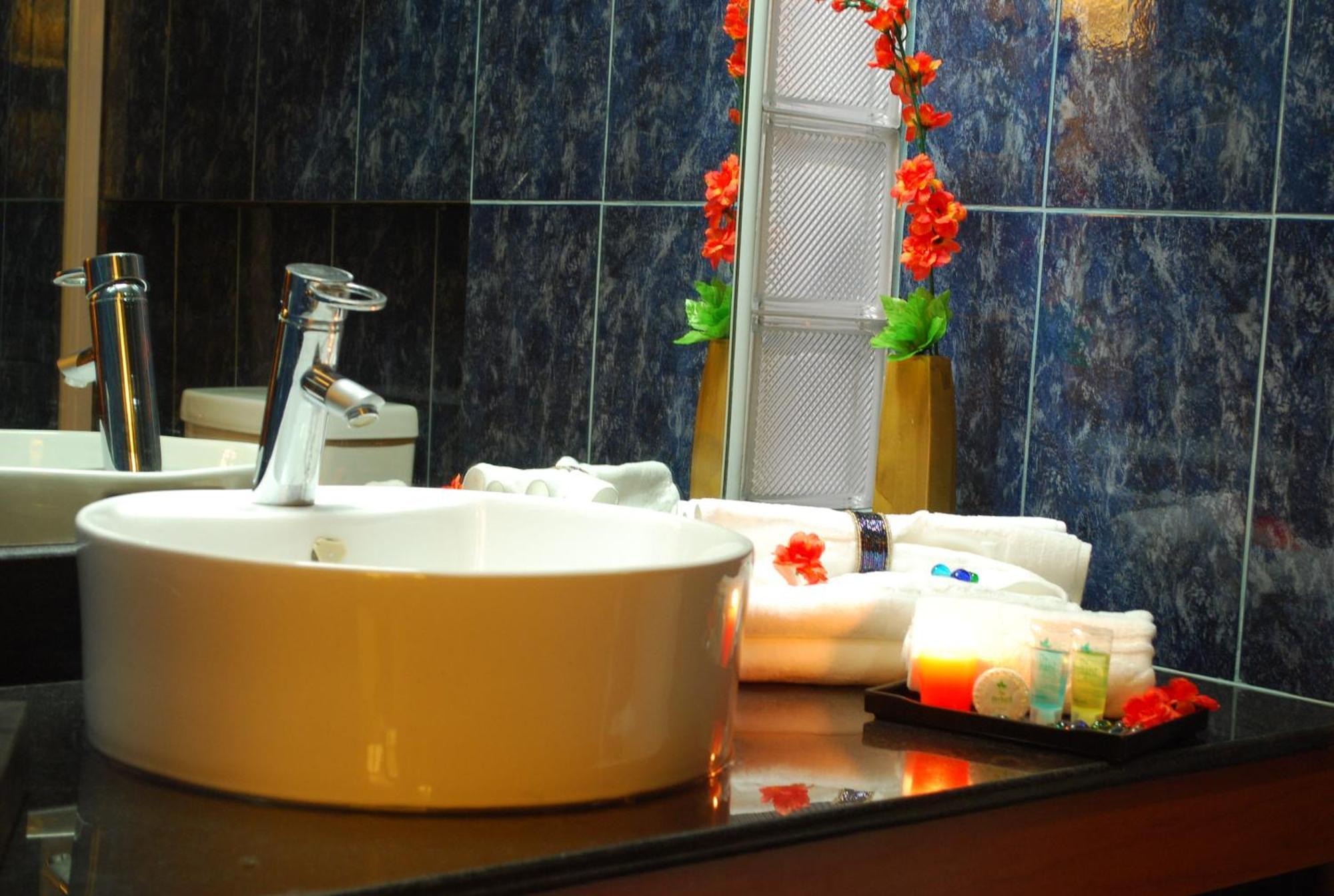 The Orchard Cebu Hotel & Suites Powered By Cocotel Mandaue City Ngoại thất bức ảnh