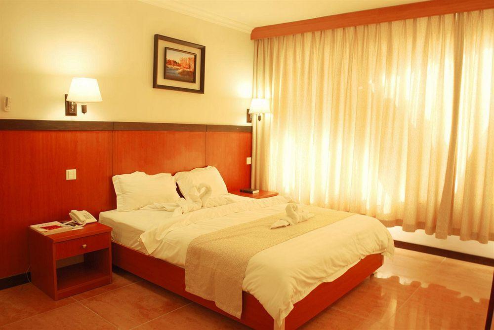 The Orchard Cebu Hotel & Suites Powered By Cocotel Mandaue City Ngoại thất bức ảnh